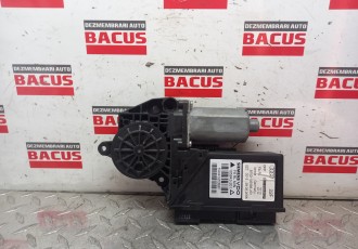 Motoras macara geam dreapta fata Audi A4 B7 - 8E2959802F 