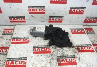 Motoras macara usa stanga fata, cod 6R0959801P, Skoda Fabia 2 Combi (5J, 545)