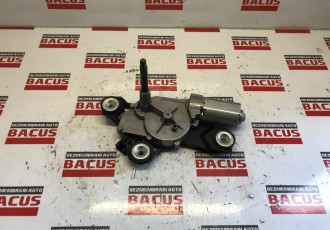 Motoras Stergator Spate Ford FOCUS III Cod 0390201259