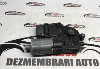 Motoras Trapa AUDI Q5 (8R) 2.0 TFSI quattro Cod- 8r0877041