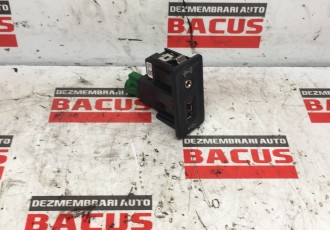 Mufa USB AUX Volkswagen Passat B8: 5Q0035724 [Fabr 2014–2019]