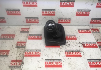 Nuca Schimbator Cu Manson 6 Trepte Audi A4 B8  An 2010
