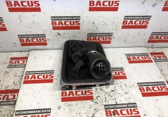 NUCA SCHIMBATOR CU MANSON PENTRU VW GOLF 7 2012- 6 TREPTE IS-31701