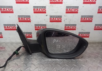 Oglinda dreapta cu semnalizare Volkswagen Passat B7 2010-2014
