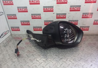 Oglinda dreapta Peugeot 208 cod: 232673078