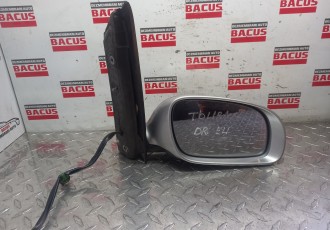 Oglinda dreapta Touran an 2004-2007 cu defect