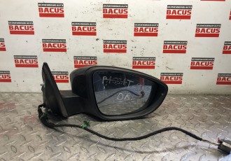 Oglinda dreapta Volkswagen Passat Cc an 2012 cod piesa 3C8857934A