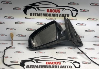 Oglinda stanga Audi A4 B7 cod: 010681