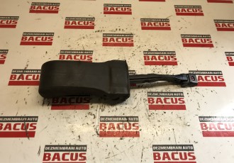 Opritor Usa Stanga Fata VW Passat B8 COD 5F0837267