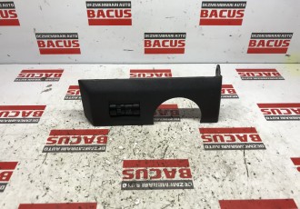 Ornament / Capac Bloc Lumini Volkswagen Transporter T5 2004 Cod 7H1857189