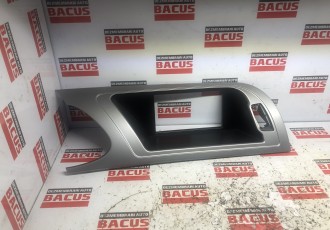 Ornament navigatie Audi A4 B8 8K1857186