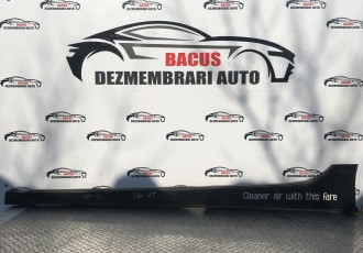 Ornament prag stanga Hyundai i40 Combi an 2011- 2017