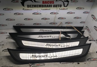 Ornament prag usa sport line cu led Bmw 5 g30 g31 cod- 7390217 7390218 7405774