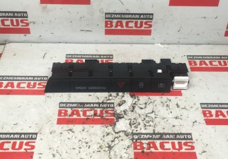 Panou Buton Avarii / Dezaburire / Blocat Usi Skoda Fabia 3 Facelift Cod: 6V0927132A