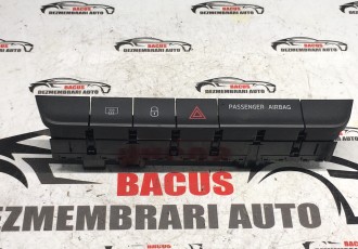 Panou buton avarii Skoda Fabia 3 cod: 6v0927132a