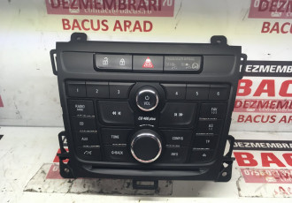 Panou comanda butoane CD Player Opel Zafira C cod: 13435410