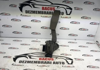 Pedala acceleratie Opel Astra J 2009-2012 1.3 CDTI A13DTE 13252702