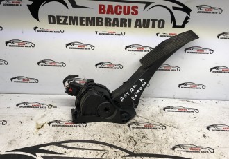 Pedala acceleratie Opel Astra K 2015-2019 1.6 cdti B16DTE 13373776