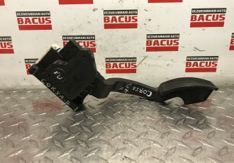 Pedala acceleratie Opel Corsa D cod- 13305804 2006-2014