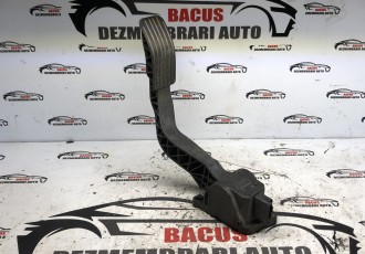 Pedala Acceleratie Peugeot 207 cod 9681844080