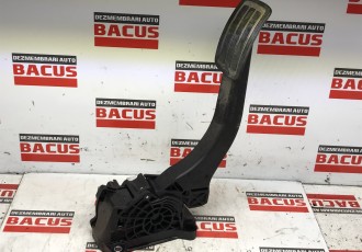 Pedala acceleratie peugeot 3008 an 2019 cod 9674829180