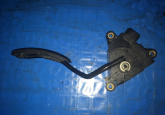 Pedala Acceleratie Renault Trafic Cod piesa: 8200153270