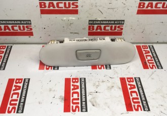 Plafoniera spate Plafoniera spate Audi A4 B8 sedan: 8T0947111