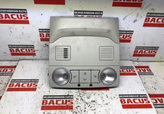 Plafoniera VW Passat 3C cod: 1k8947105