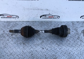 Planetara Dreapta Fata AUDI Q7 3.0 2005 - 2009 233CP Automata BUG Diesel 4x4 7L0407271E