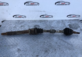 Planetara dreapta fata,  Ford Focus 3 sedan 1.6ti AV61-3B436-AE