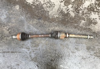 Planetara Dreapta Fata Renault Megane III 1.6 Benzina
