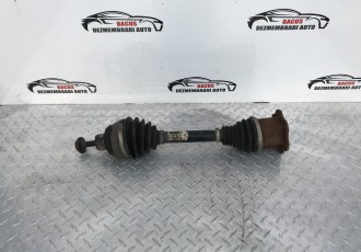 Planetara stanga fata Audi A4 B8  2012, / CUTIE MANUALA 6+1 cod 8K0407271AK 