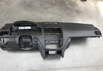 Plansa Bord Mercedes Clasa C W204 Cod A2046803787