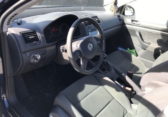 Plansa bord Vw Golf 5 hatchback 5 Usi Motor 1.9 diesel An 2004