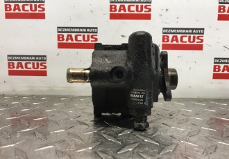 Pompa hidraulica Renault Laguna 1.8 B cod 7700823735 F / 7700823794 B