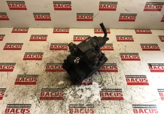 Pompa Inalta Mercedes C Class W204 / E Class W212 Euro 5 COD : A6510700601