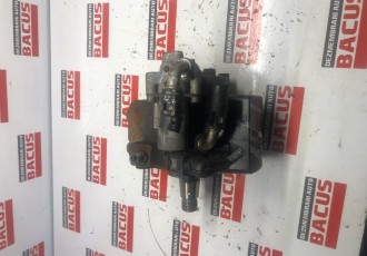 Pompa inalta presiune Golf 5 1.6 TDI cod: 03l130755e