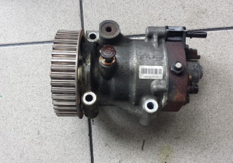 Pompa injectie Inalte Renault 1.5 DCI cod 8200423059 A