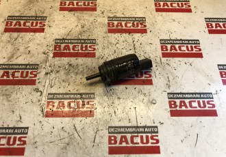 Pompa Lichid Parbriz BMW Seria 1 E87 / 3 E90  / 5 E60 COD 23537610