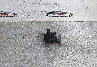 Pompa recirculare apa Volkswagen Passat B8 190 CP 2015-2018 2.0 TDI 5q0965567j