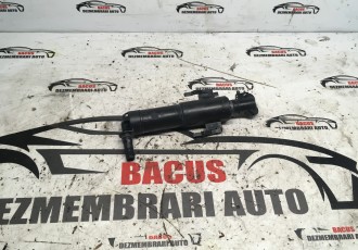 Pompa spalator far dreapta BMW Seria 5 G30,G31,G32, COD 7393510