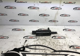 Pompa spalator parbriz BMW Seria 5 F10 2012 cod- 721779202