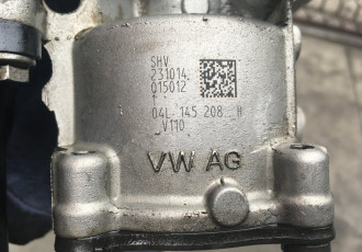 Pompa ulei VW Golf 7 cod: 04l145208
