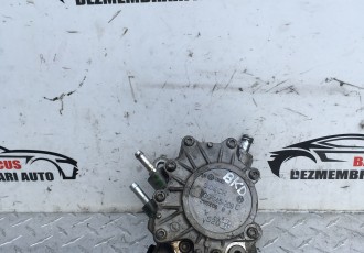 Pompa vacuum Audi A4 B8 cod: 03g145209c