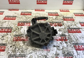 Pompa vacuum Ford Fiesta Mk6 1.6 TDCi 95cp cod piesa : 9804021880