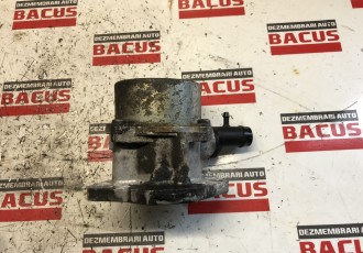 Pompa Vacuum Renault Kadjar / Dacia Sandero 2 / Logan 2 1.5 dCi Cod 146505272R