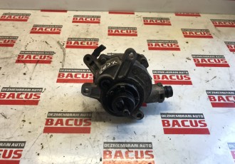 Pompa Vacuum Volvo XC90 2.4 31219463