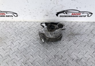 Pompa vacuum VW Passat B6 cod: 03l145100