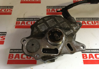 Pompa vacuum VW Passat B6 cod: 03l145100