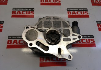 Pompa vacuum VW Passat B6 cod: 03l145100